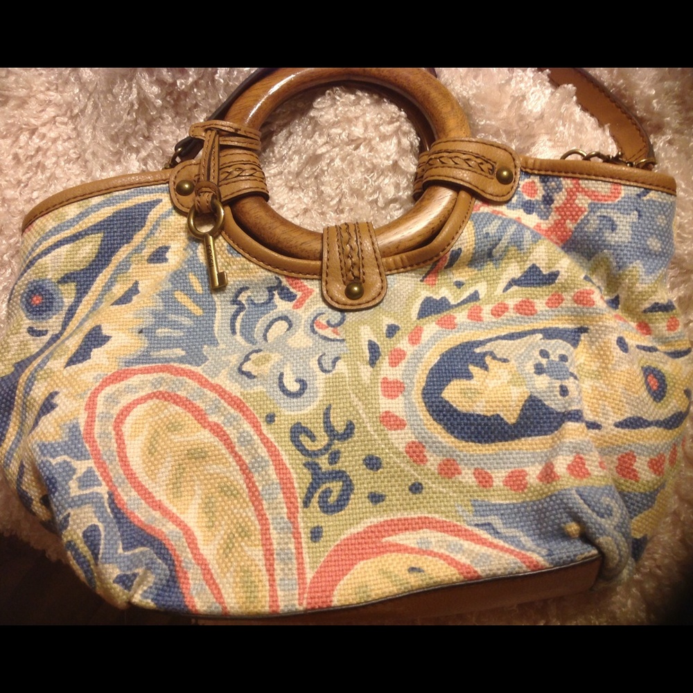 FOSSIL wooden handle, woven purse!